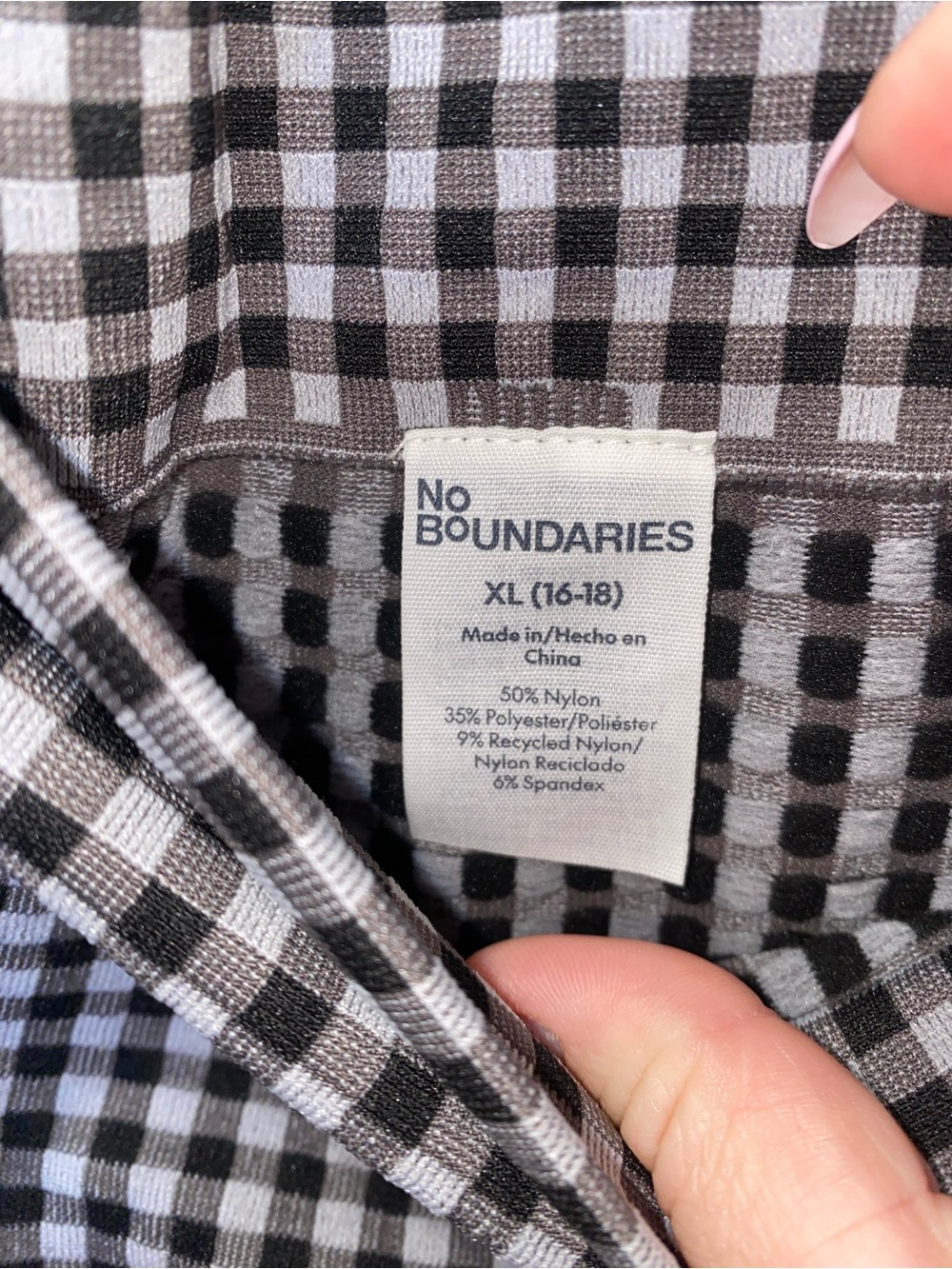 No Boundaries Sporty Black & White Gingham Athletic Set - Picture 7 of 7